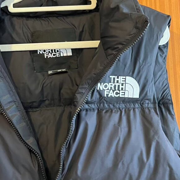 North side of vest jacket - Picture 3 of 4